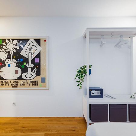 In Porto Gallery Guesthouse Exterior photo